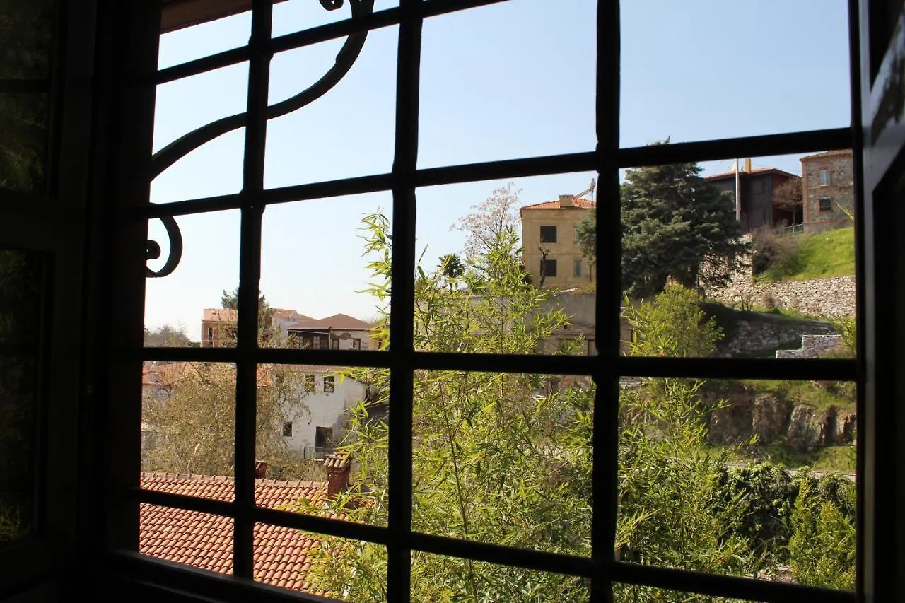 Konak Macha Boutique Hotel  Altinoluk